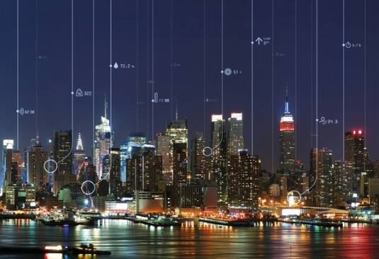 img_KONE-24-7-Connected-Services-city-graphics_535x365